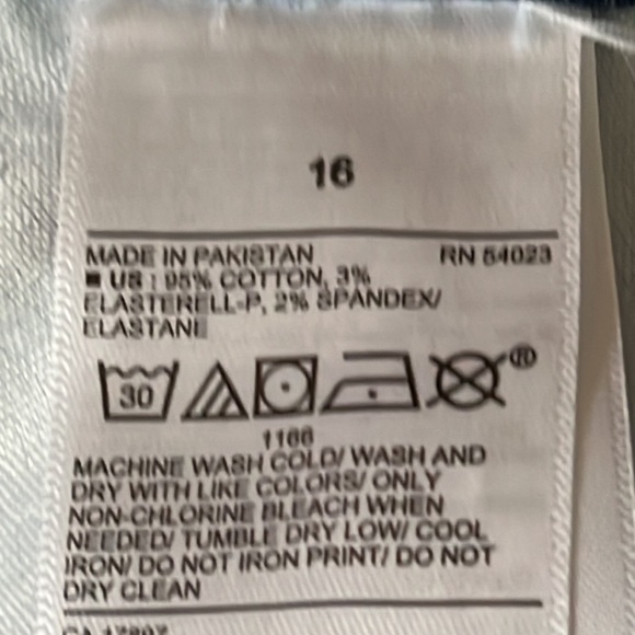 Old Navy Kicker Boot secret slim pockets Jeans 16 - Picture 7 of 7